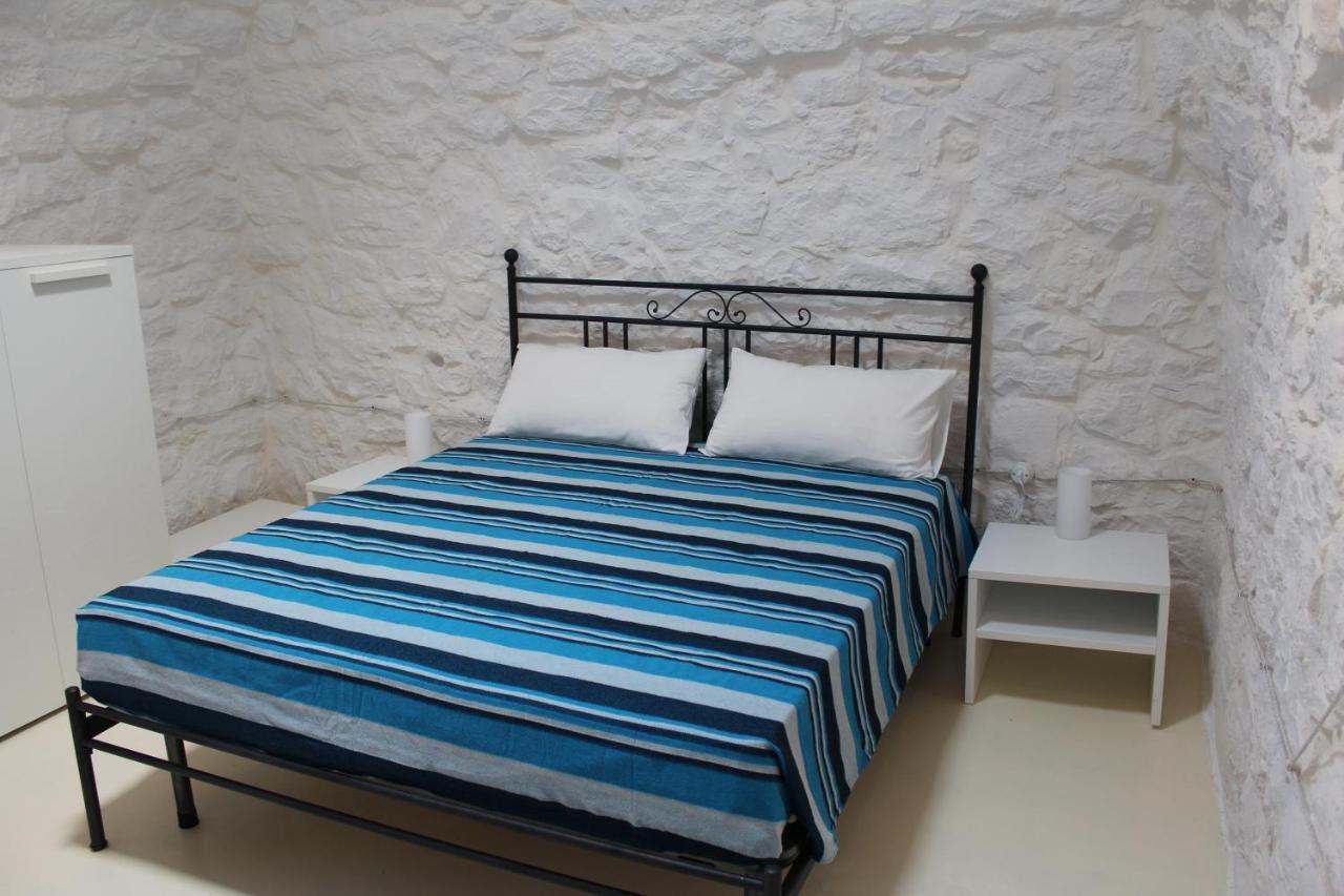 Trullo Le Macchie Ferienhaus Torre Suda