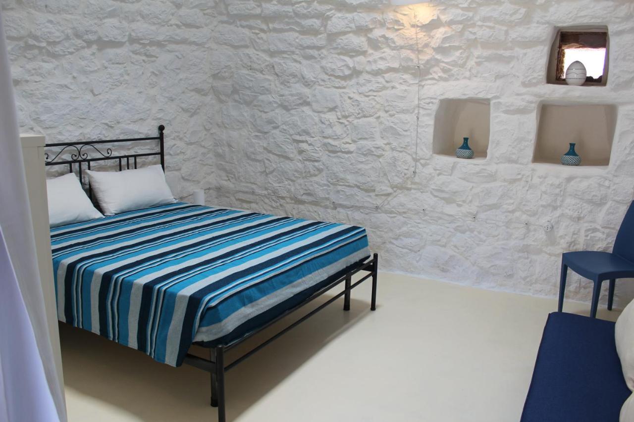 Trullo Le Macchie Holiday home *